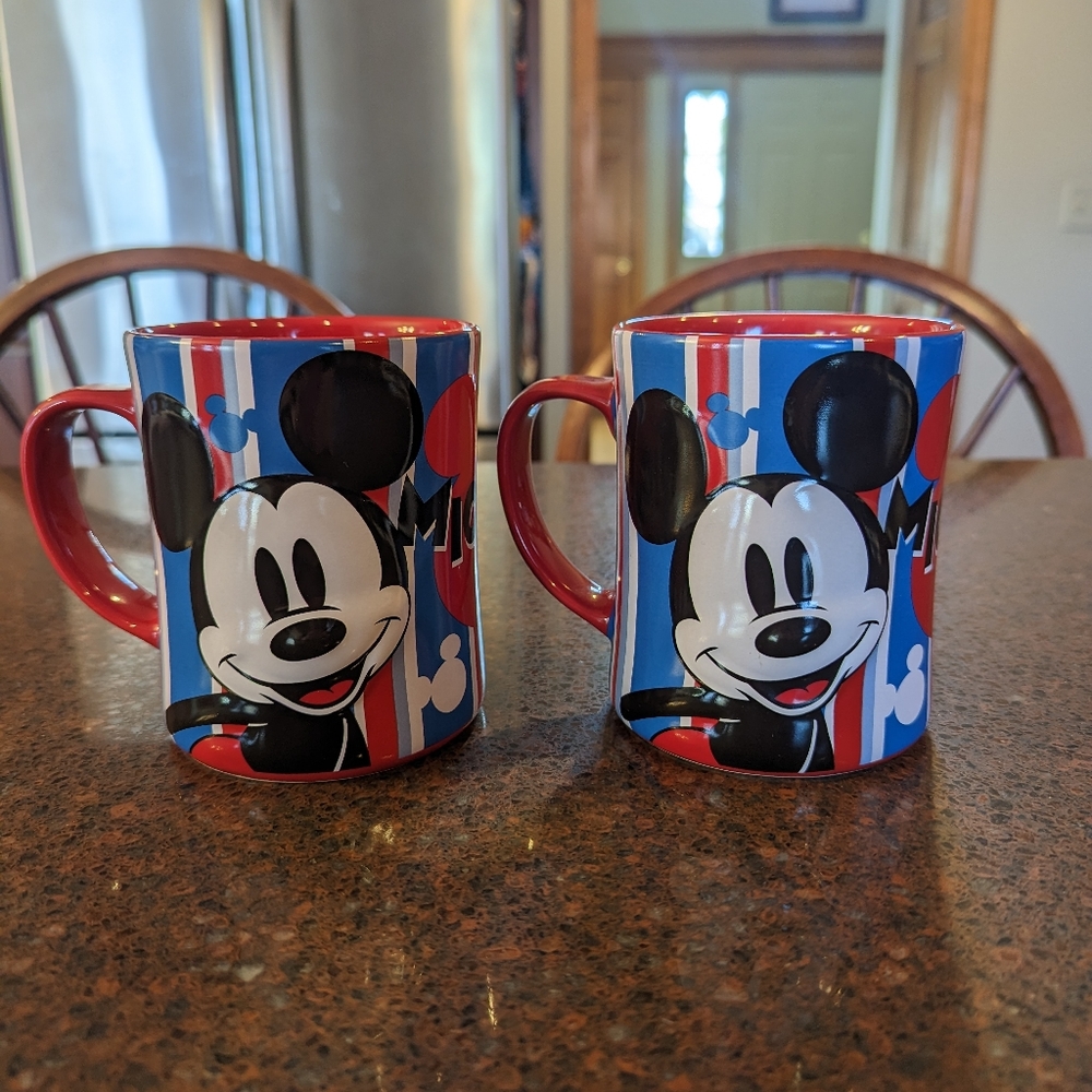 Set of Two Disney Mickey Mouse Mugs NWOT - Picture 3 of 6